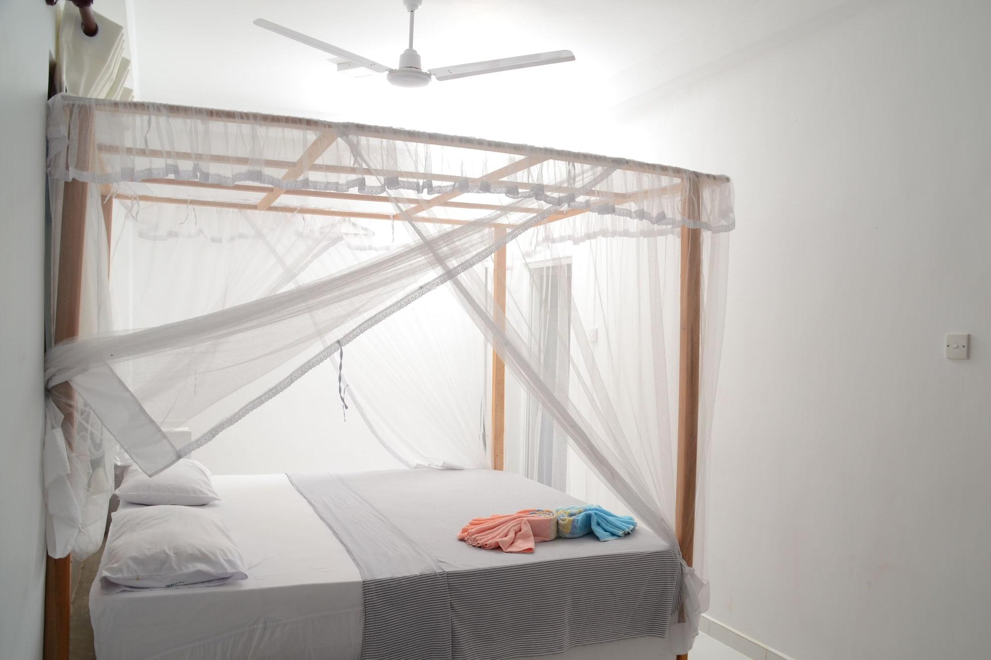 Surfcity Guesthouse อูนาวาตูนา ภายนอก รูปภาพ